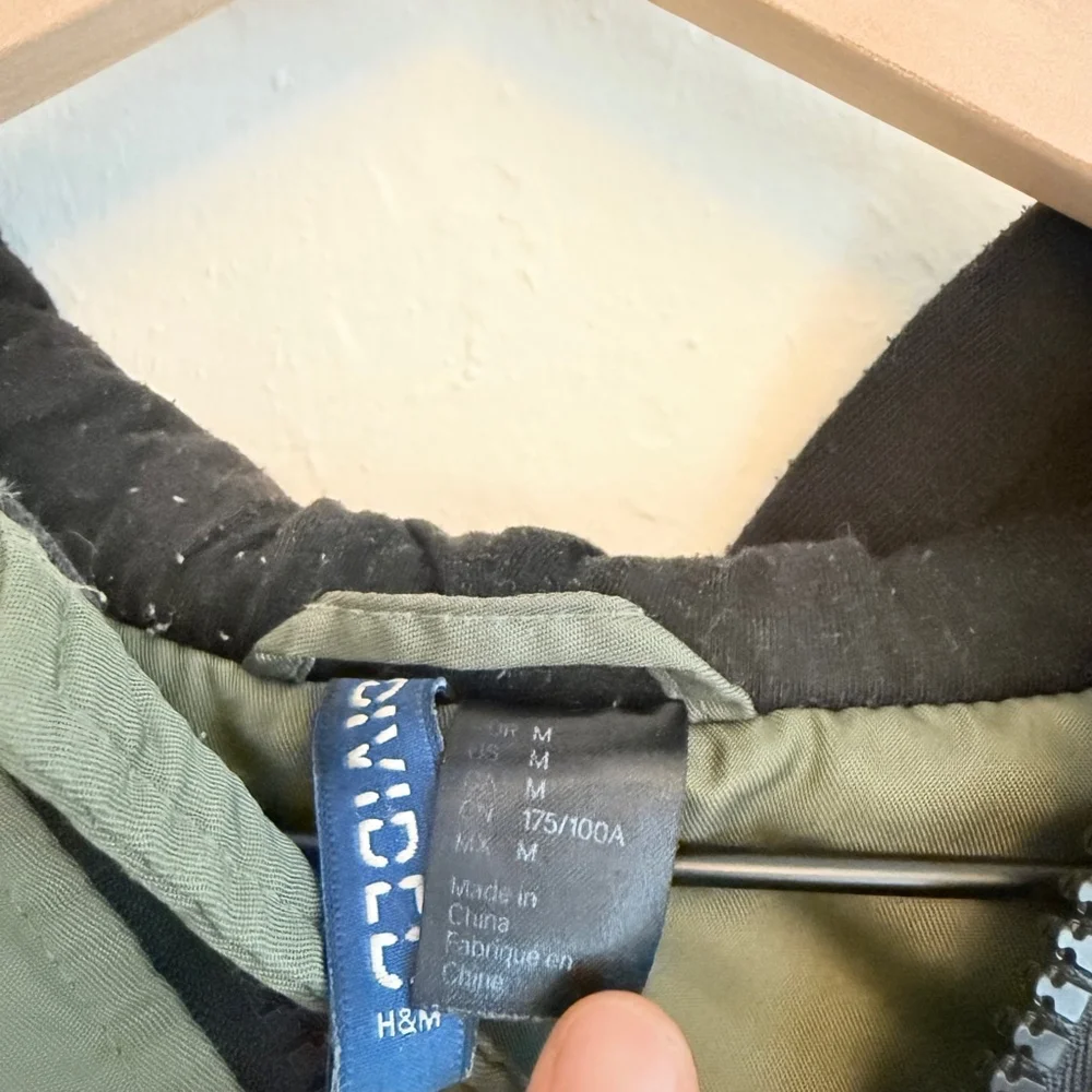 H&M Men's Army Green Full Zip Bomber Jacket Size Medium